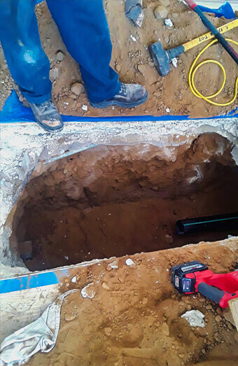 https://plumbergosnells.com.au/uploads/2025/06/emergency-plumbing-201178.jpg