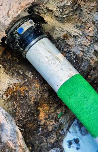 https://plumbergosnells.com.au/uploads/2025/06/pipe-relining-70155.jpg